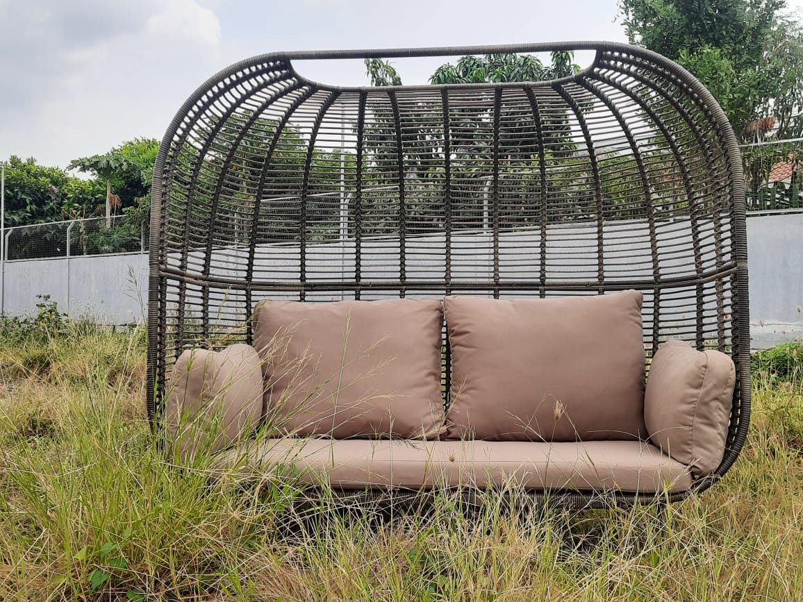 Outdoor Egg Lounge Chair Panorama Photos (2)